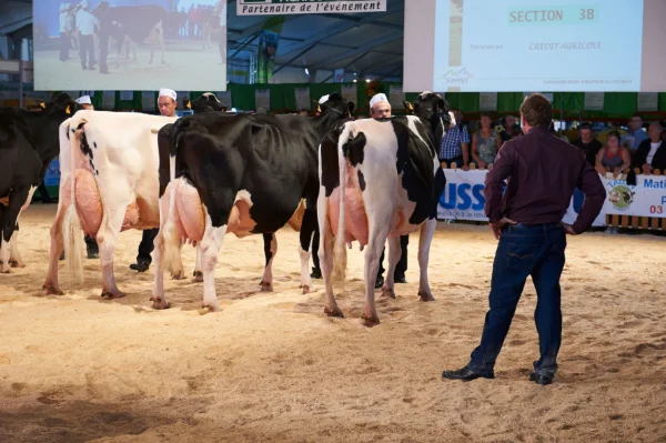 Sommet-de-l-elevage-Bovin-lait%252520(11).jpg